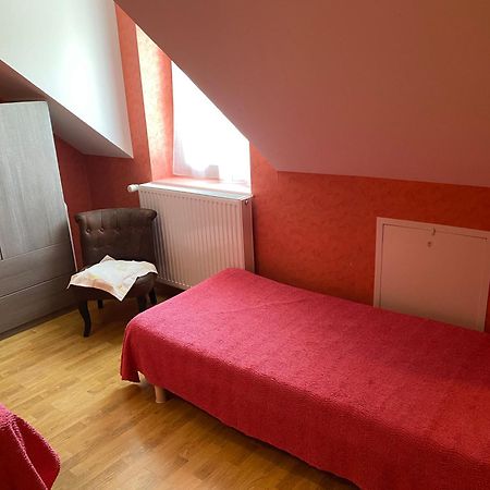 Moitron-sur-Sarthe Le Petitepinay Bed & Breakfast エクステリア 写真