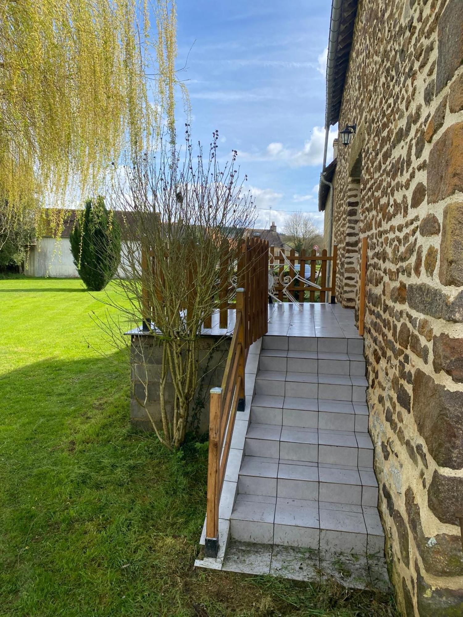 Moitron-sur-Sarthe Le Petitepinay Bed & Breakfast エクステリア 写真
